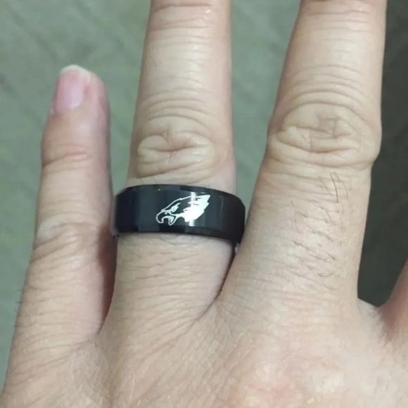 Philadelphia Eagles Black Ring - Picture 2 of 3